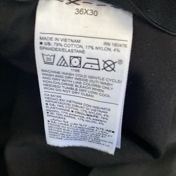 Old Navy Men’s Athletic Taper Pants 36x30 - Picture 8 of 9